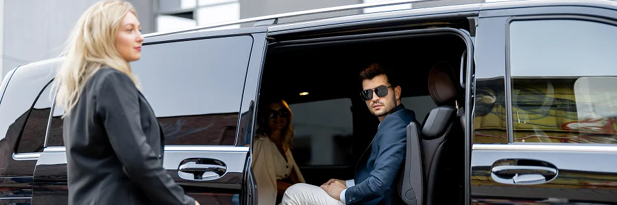 event-chauffeur-service-london-group-travel-made-easy